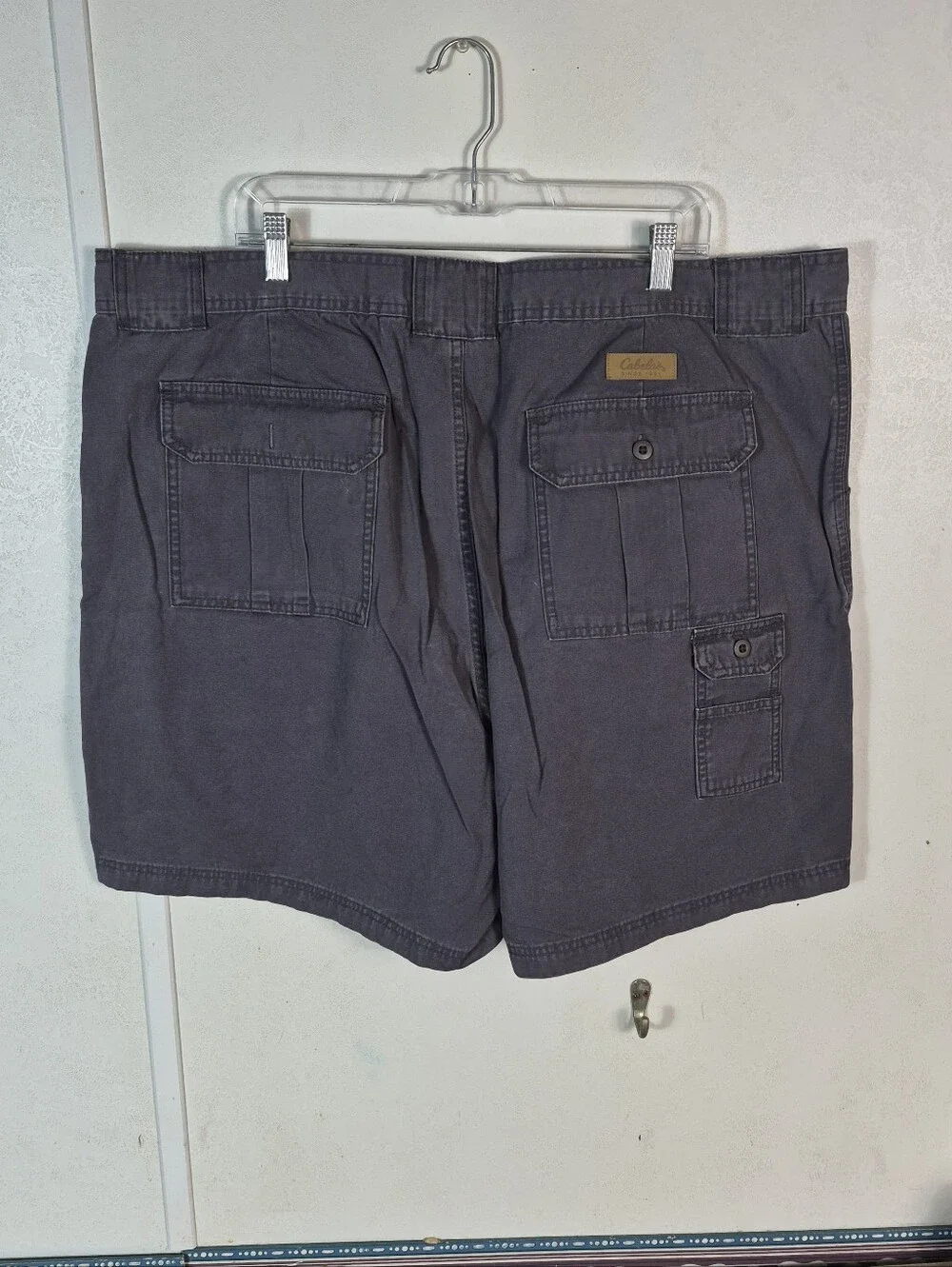Cabela's Men's 7 Pocket Hiker Cargo Shorts Gray Size 46